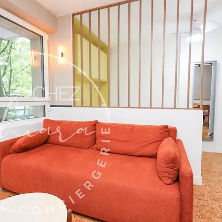 Trendy And Modern - Canal Saint Martin Apartment Paris