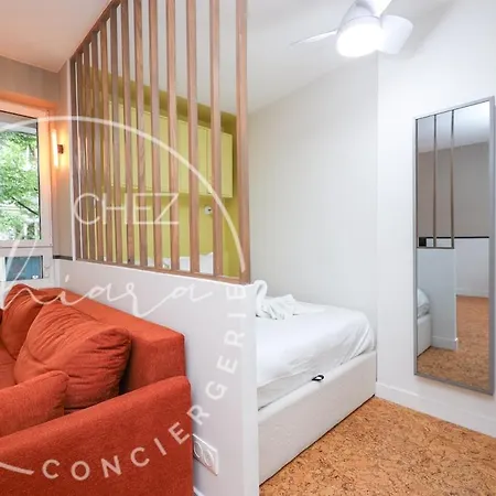 Trendy And Modern - Canal Saint Martin Apartment